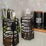 جاقاشق و چنگال فلزی با زیره چوبی