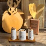 ست نمکدان با زیره چوبی