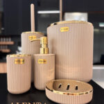 ست بهداشتی پنج تیکه کاریزما